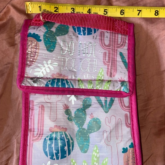 Karma Colorful Cactus Kids Lunch Bag - Picture 4 of 6